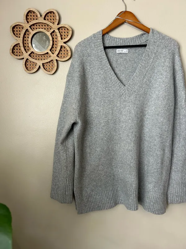 Nine West oversized gray sweater  - Image 3