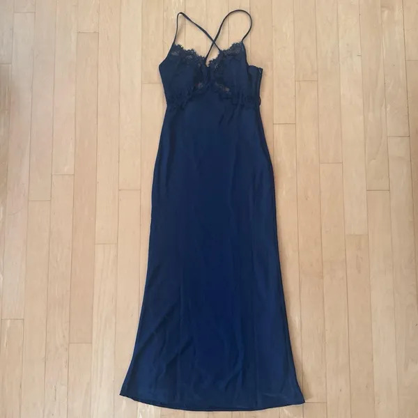 Princess Polly Treasure Bias Cut Navy Blue Satin Maxi Dress with lace detail - Image 2