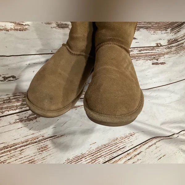 BEARPAW LEATHER MID CALF‎ BOOTS - Image 5