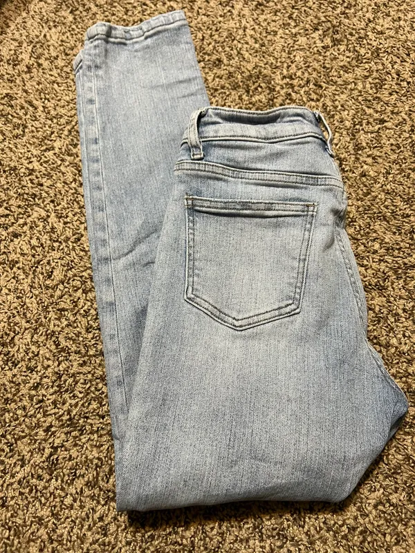 Mom Jeans  - Image 3