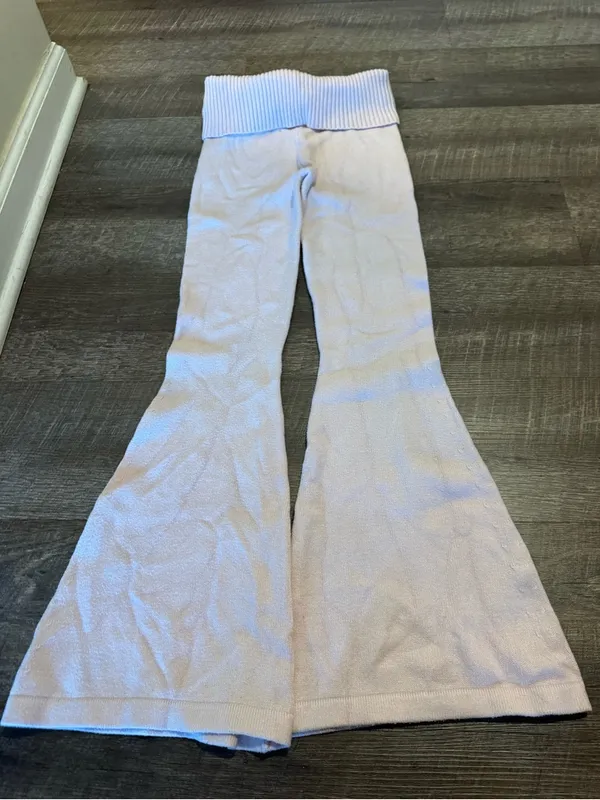 Edikted Fold Over Ribbed Pink Knit Flare Pants - Image 4