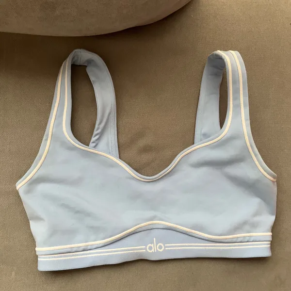 Alo Yoga Airbrush Heart Throb Bra White/Seashell Blue/White S - Image 2
