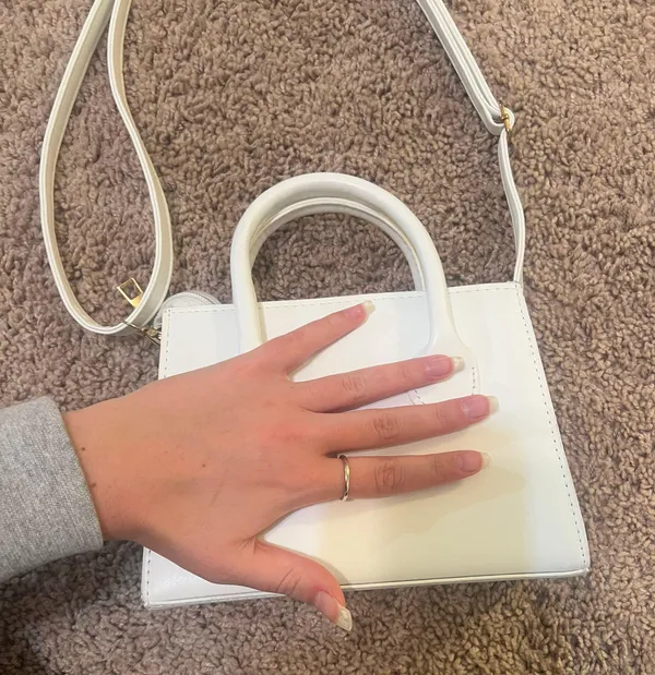 White Marshall’s Purse - Image 3