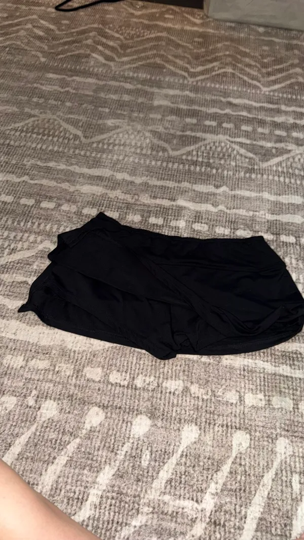 Amazon Skirt - Image 2