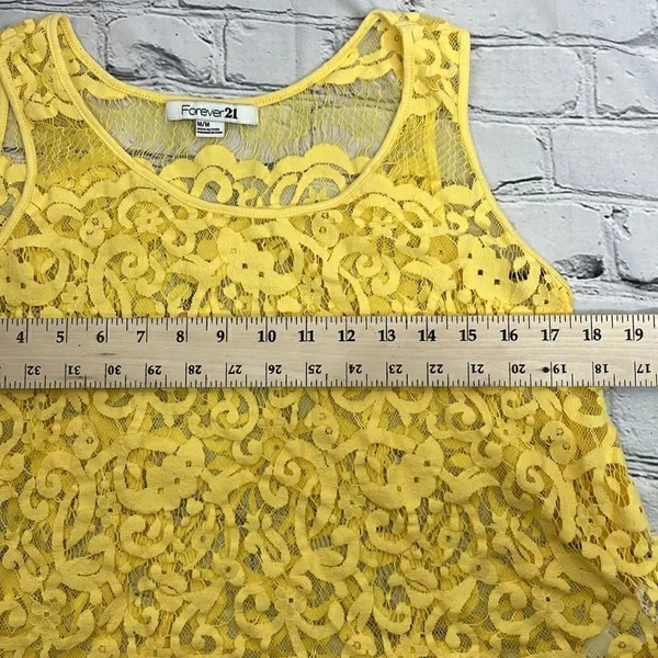 Forever 21 Y2K Lace Crop Yellow Top Floral design Medium - Image 10