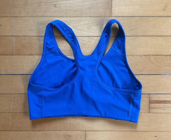 Nike Swoosh Medium Support Sports Bra - Image 4