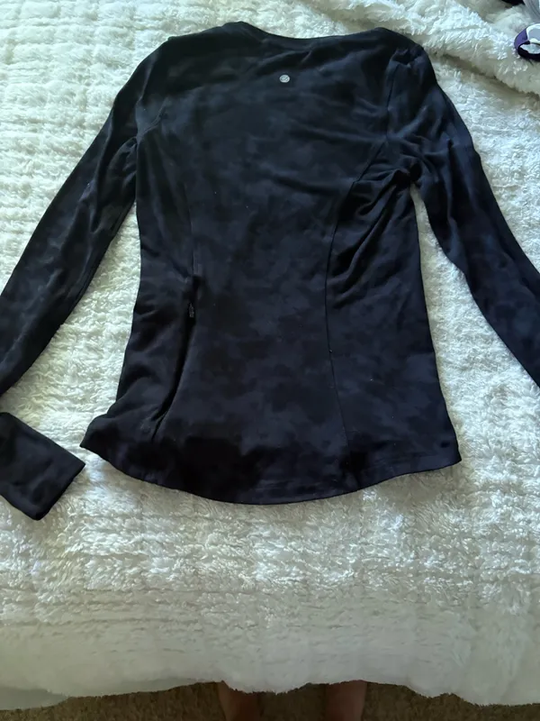 Amazon Long Sleeve Top - Image 2