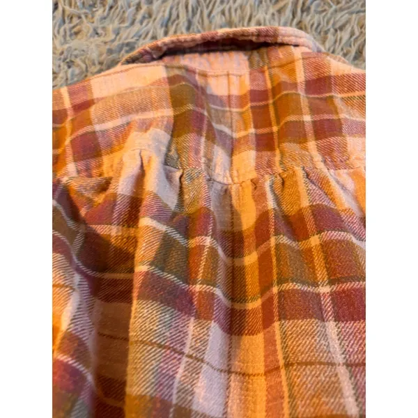 American Eagle Pink Plaid Flannel Shirt‎ Womens Medium Distressed Ripped Elbows - Image 8