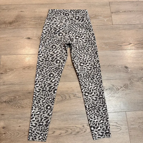 Aerie‎ Offline Goals Hi-Rise 7/8 Leggings Leopard Print Athleisure Size Medium - Image 2