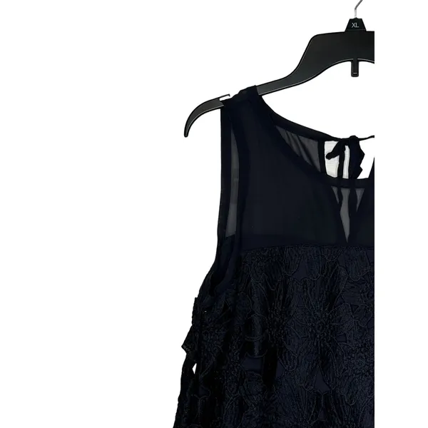 Ann Taylor Women's Top Embroidered Floral Sleeveless Tie Back‎ Crew-Neck Medium - Image 3