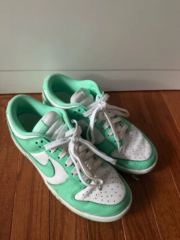 Nike Tennis Shoes - Image 2