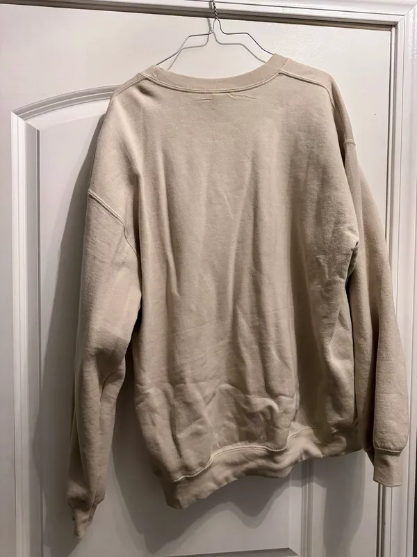 Gildan Sweatshirt Size Large - Image 3