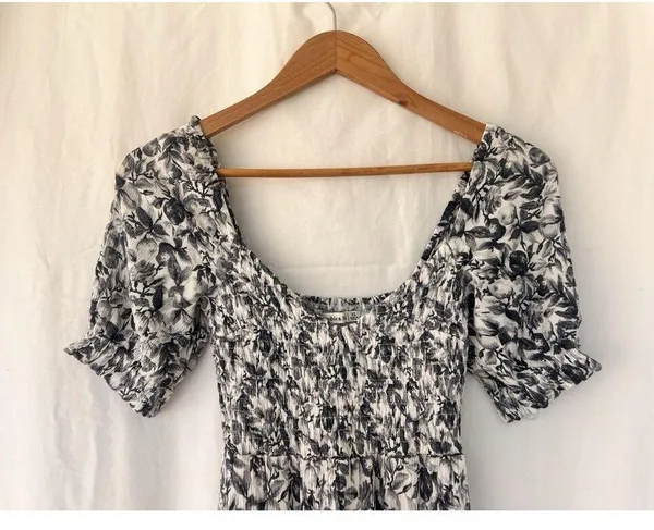 Abercrombie & Fitch Smocked Square Neck Puff Sleeve Midi Dress XS Coastal Beach - Image 4