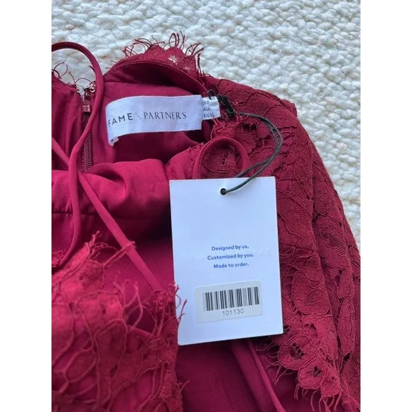 Fame and Partners The Everett Gown Floral Lace High Slit Maroon Red 0‎ - Image 9