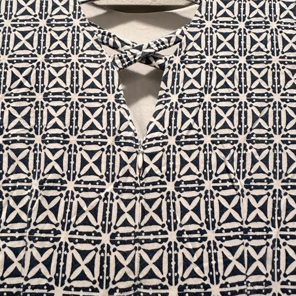 Loft Short Sleeve Stretch Blue White Geometric Skater‎ Dress Sz 6 - Image 7