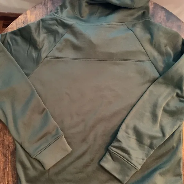 Reebok fleece lined pull over - Image 4