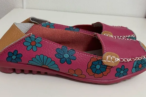 REMOTE CONTROL RUBBER SOLE SHOES PINK FLORAL PATTERN SIZE 8 LEATHER - Image 4