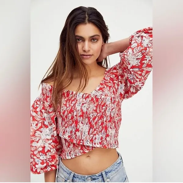 NWT Free People East to West Smocked Top in Red Floral Print Size Medium - Image 8