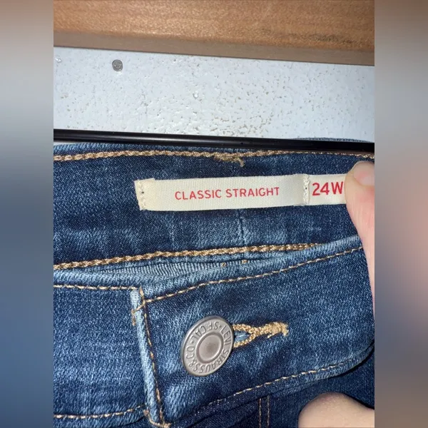 NWT Levi’s Classic Straight Hyper soft‎ Jeans Size 24W - Image 4