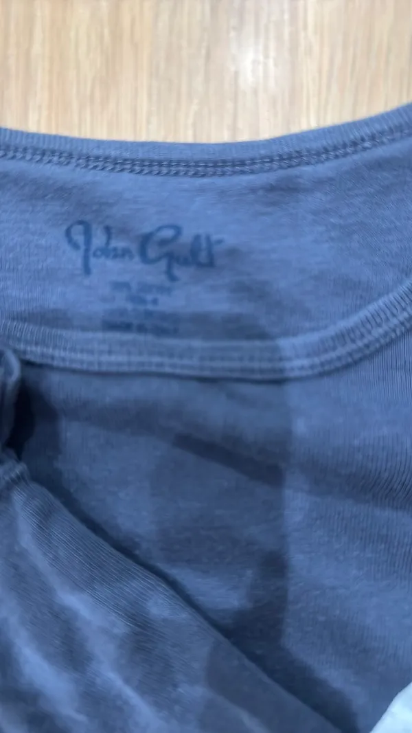 Brandy Melville Short Sleeve Top - Image 3