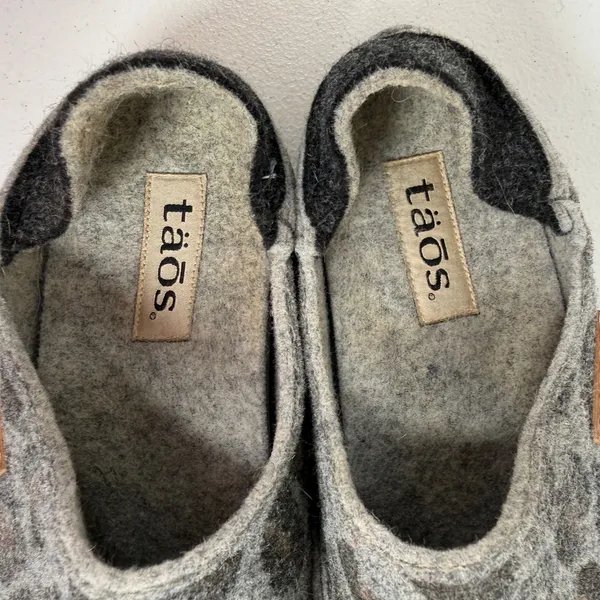Taos 41 10.5 Convertawool Leopard Clogs Wool Slip On Comfort Shoes Collapsible - Image 8