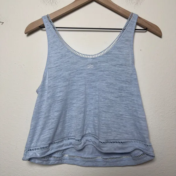 Alo Yoga Women‎ Spirit Tank Top Medium Blue Slub Knit Cropped Yoga Gym Shirt - Image 2