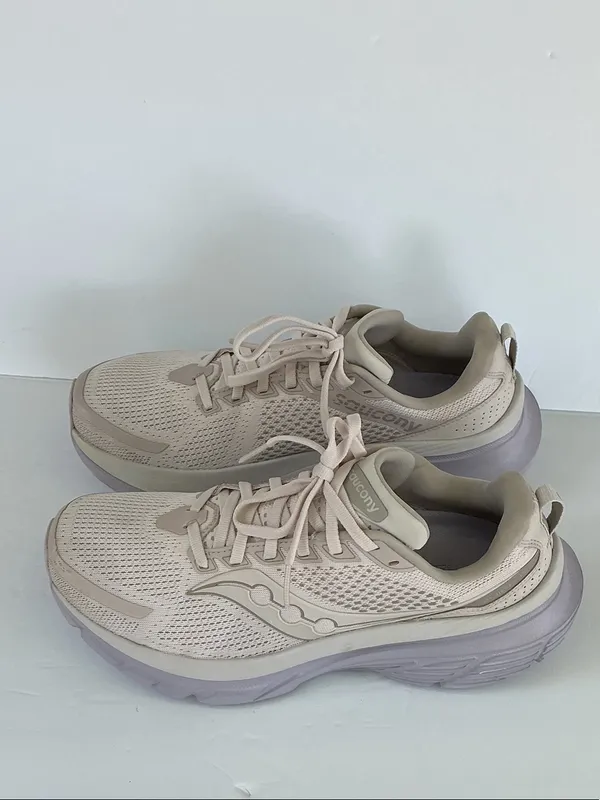 Saucony Guide 17 Women's Pale Pink Athletic Running Shoes - Image 2