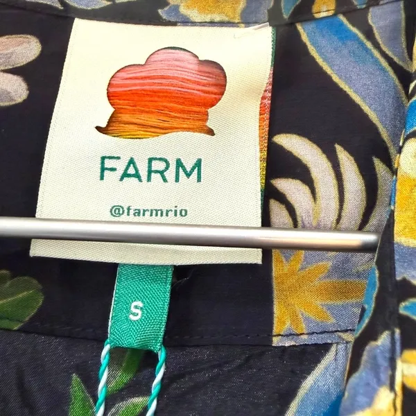 NWT Farm Rio Winter Garden Black Pajama Shirt Button Front Top Floral Size S - Image 4