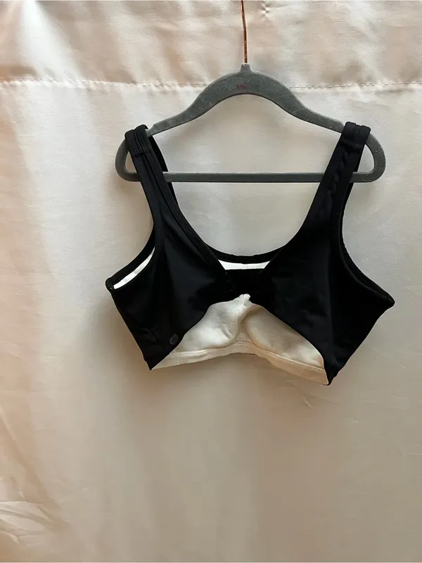Bali Women’s Black Supportive Sports Bra Size 34/36 D/DD - Image 2