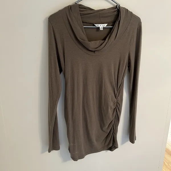 Cabi Lola Tee Brown Cowl Neck Ruched Long Sleeve Medium feminine flattering - Image 3