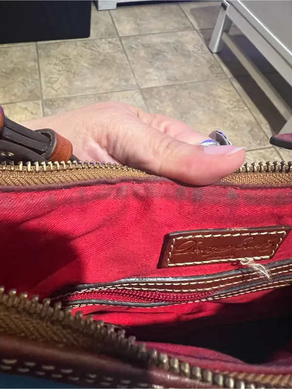 Dooney & Bourke pebbled leather hobo shoulder bag - Image 10