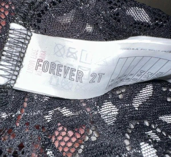 Forever 21 black and silver lace teddy - Image 4
