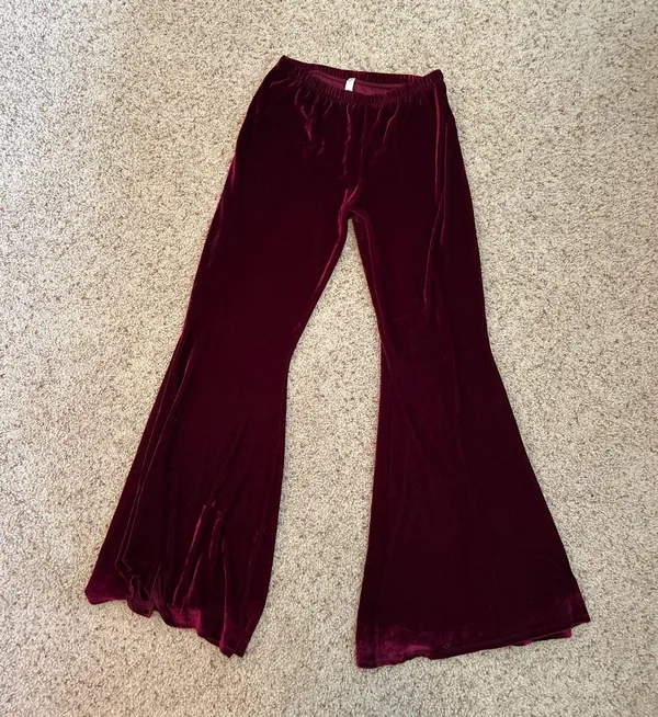 Velvet Bell Bottoms Boutique - Image 3