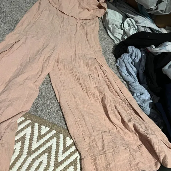 Selfie Leslie STRAPLESS WIDE LEG‎ JUMPSUIT NUDE PINK Small - Image 3