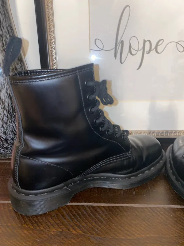 Dr. Martens The Original 1460 All Black Mono Smooth Leather Combat Boots Size 7 - Image 8