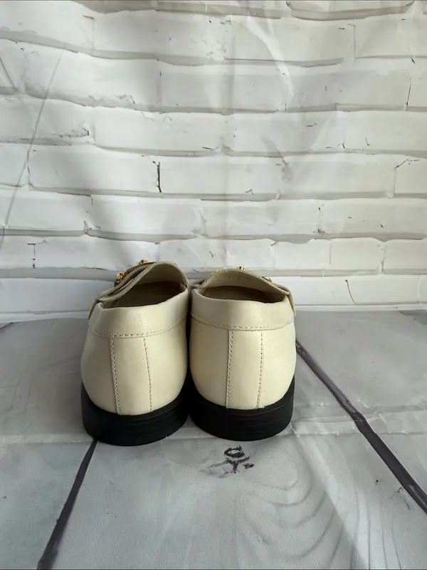 ALDO Laurea Cream Leather Loafers with Gold Chain Accent - NWOB - Image 4