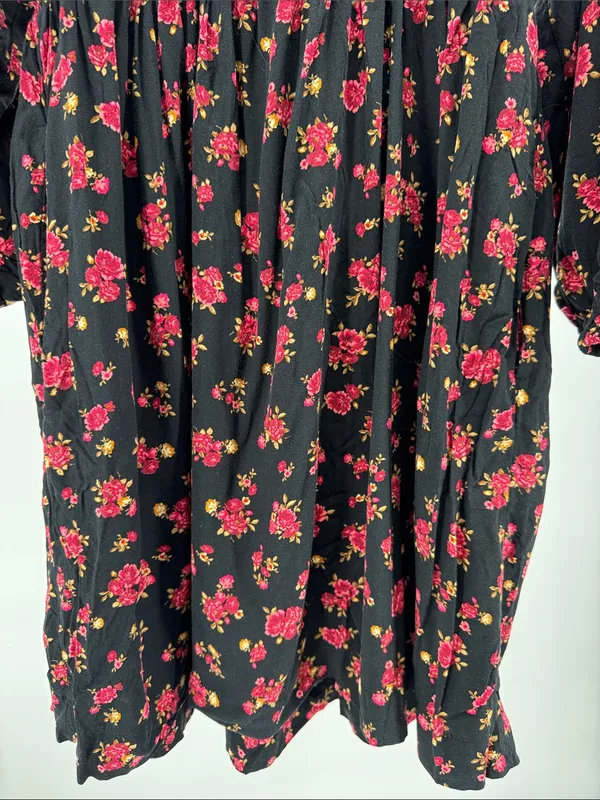 Old Navy Black Long-Sleeve Floral Square-Neck Dress smocked L dark romance - Image 11