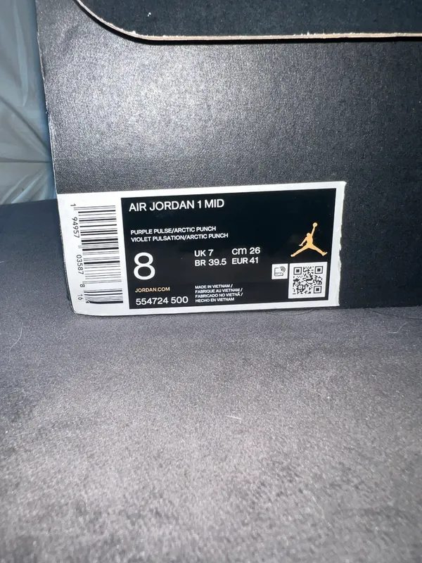 Nike Air Jordan 1 Mid - Image 4