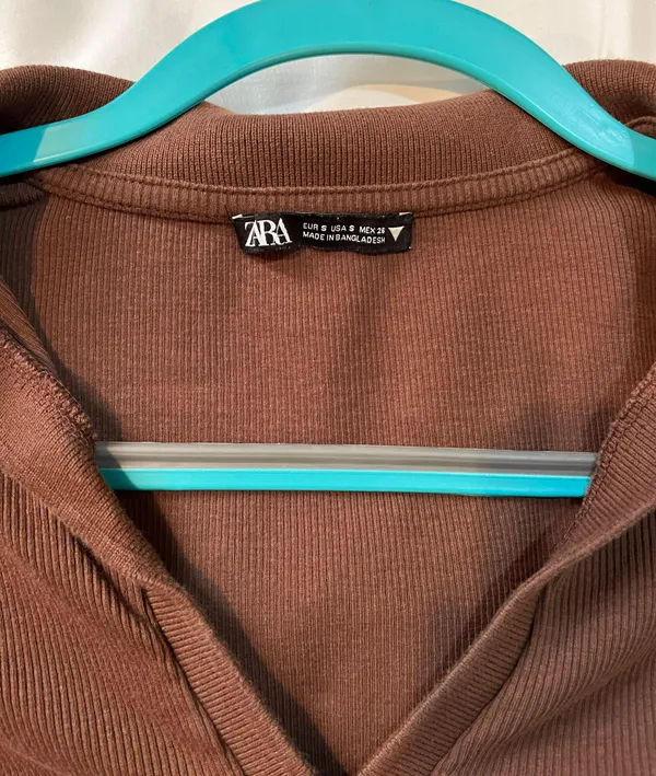 Cropped Polo Brown Long Sleeve - Image 3