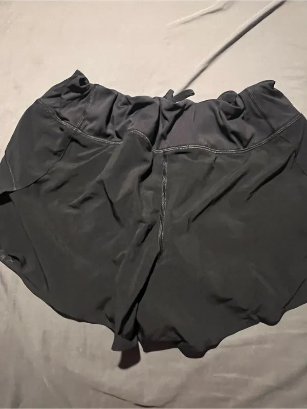 Athleta run with it black shorts - Image 4