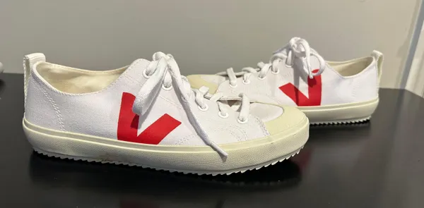 VEJA Sneakers - Image 2