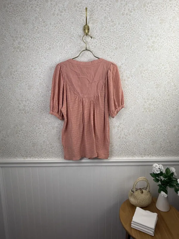 Anthropologie Pink Short Sleeve Button Front Elinor Textured Top - Size - Medium - Image 5