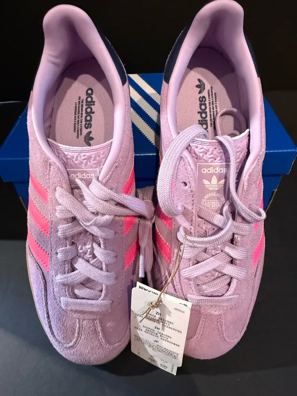 Women’s Adidas Gazelle Indoor size 6W5Y - Image 3