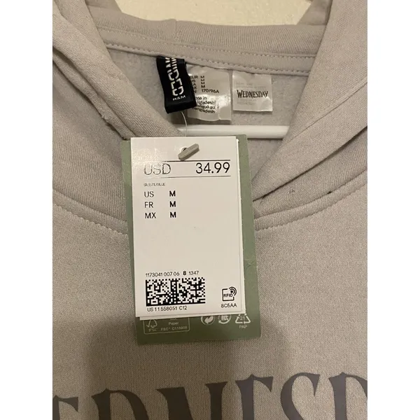 New NWT H&M Wednesday Addams Family Gray Pullover Hoodie‎ Sweatshirt Size Medium - Image 4