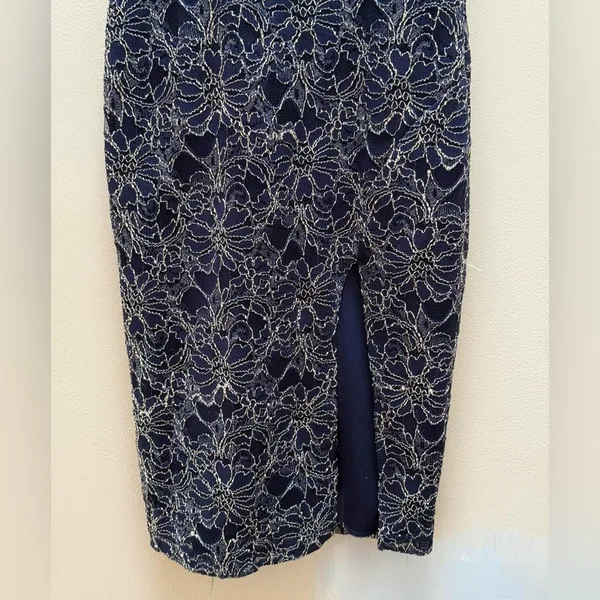 Venus Navy Lace Cocktail Dress with Front Slit Size Small - Image 3