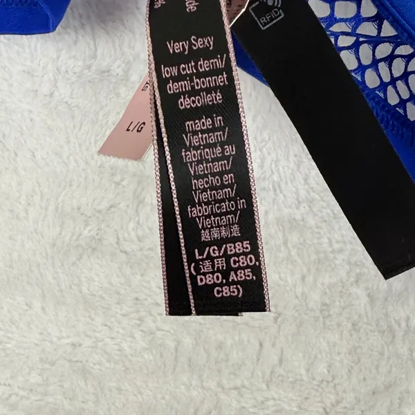 Victoria's Secret Very Sexy Royal Blue Fishnet Mesh Strappy Low‎ Cut Demi Bra L - Image 7