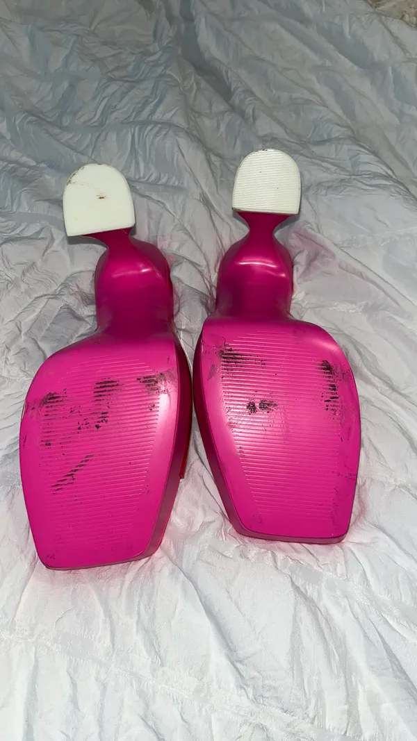 Nine West Hot Pink High Heels - Image 4