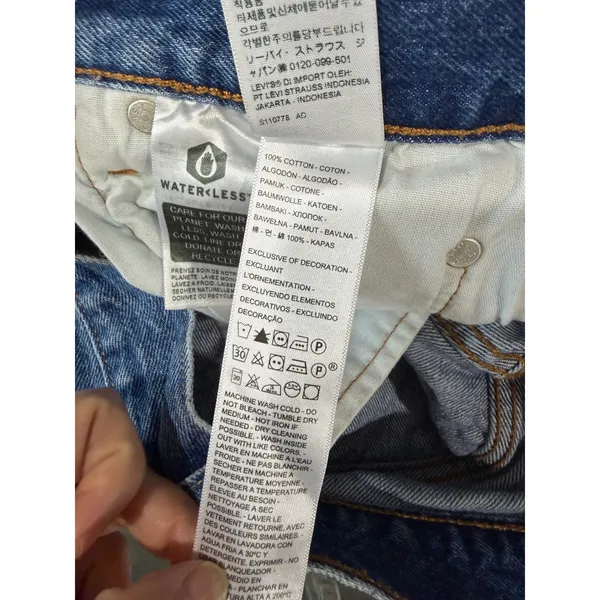 Levis 501 High Rise Distressed Denim Shorts Medium Wash Blue Size 25 Button Fly - Image 7