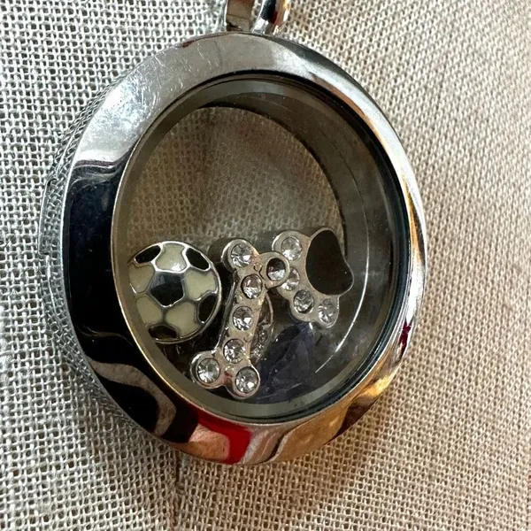Origami Owl Locket Necklace - Image 9