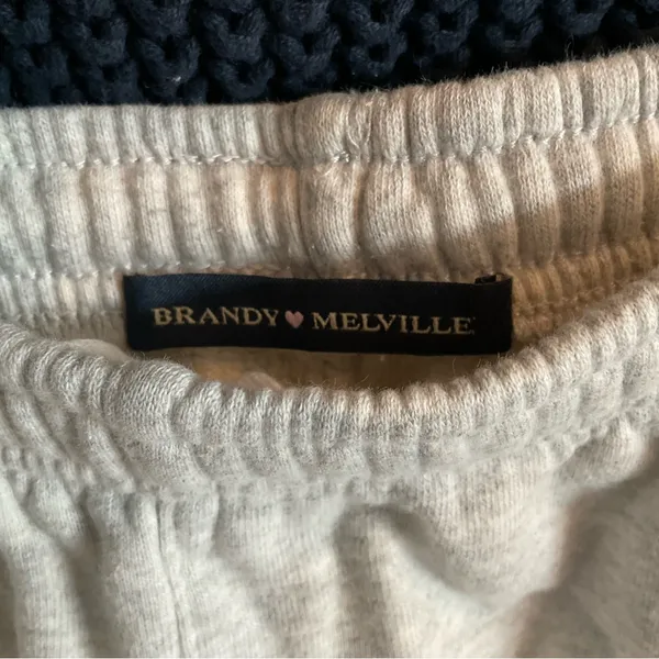 Brandy Melville Pants Womens Small Gray Cargo Sweatpants Wide Leg Casual - Image 4